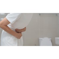 Bán đồ ăn gây ngộ độc có phải trả chi phí điều trị của người bị ngộ độc?