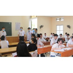 Quyền và nghĩa vụ của giám thị khi thực hiện nhiệm vụ coi thi tốt nghiệp THPT
