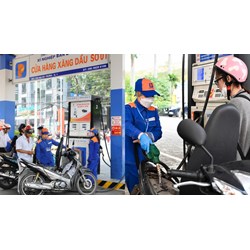 Căn cứ để cơ quan quản lý nhà nước xác định điều hành giá xăng dầu trong nước