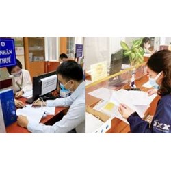 Nộp thuế thu nhập cá nhân theo tháng, theo quý hay theo năm?