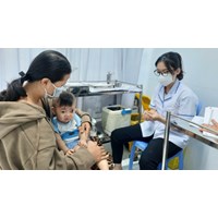Dùng ngân sách trung ương mua vắc xin cho Chương trình tiêm chủng mở rộng?