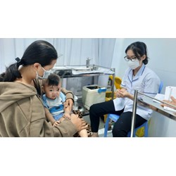 Dùng ngân sách trung ương mua vắc xin cho Chương trình tiêm chủng mở rộng?