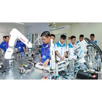 Điều kiện thực hiện hoạt động đào tạo nhân lực công nghệ cao