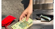 Đòi tiền chuộc khi nhặt được của rơi có bị truy cứu hình sự không?