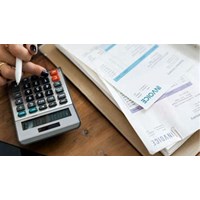 Lãi suất và phí bao thanh toán theo quy định hiện nay là bao nhiêu?