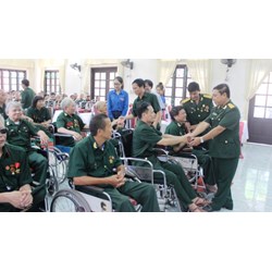 Những hành vi bị nghiêm cấm trong ưu đãi người có công với cách mạng?