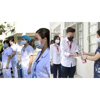 2 mức lương nhân viên y tế trường học năm 2024 như thế nào?