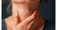 Người nhiễm bệnh bạch hầu thường có biểu hiện cụ thể như thế nào?