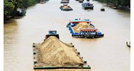 Các công trình trên đường thủy nội địa phải thiết lập báo hiệu nào?