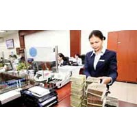 Nhân viên ngân hàng làm lộ thông tin khách hàng có thể đi tù 7 năm?