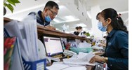 Công chức nghỉ hưu trước tuổi theo nguyện vọng được hưởng chế độ gì?