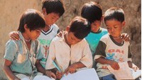 Quy định về hồ sơ xin miễn, giảm học phí năm học 2024 - 2025 gồm?