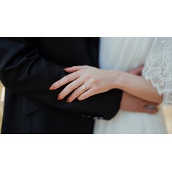 Tại sao nam từ đủ 20 tuổi, nữ từ đủ 18 tuổi thì mới được kết hôn?