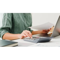 Thay mức lương cơ sở của viên chức lãnh đạo bằng mức lương nào?