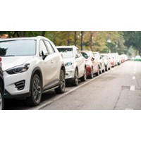 Quy định dừng xe, đỗ xe dưới lòng đường sao cho đúng luật