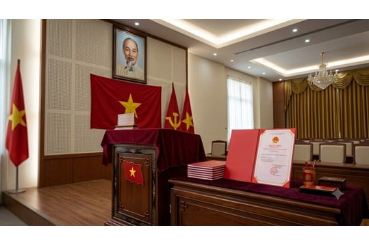 Lễ chuyển đảng chính thức cho đảng viên dự bị