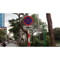 Biển cấm dừng, đỗ có hiệu lực sau biển bao nhiêu mét?