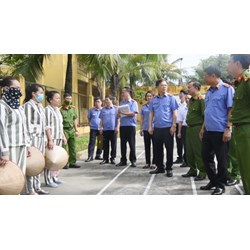 Tù chung thân sau bao nhiêu năm sẽ được giảm án?