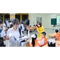 Viết một đoạn văn nói về ngôi trường của em (lớp 3)