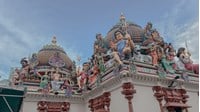 Đất tín ngưỡng là gì? Sử dụng đất tín ngưỡng kết hợp với thương mại, dịch vụ phải bảo đảm các yêu cầu gì?