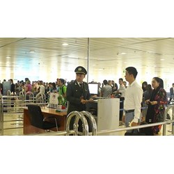 Người nộp thuế nợ thuế quá 90 ngày sẽ bị tạm hoãn xuất cảnh