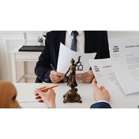Finding the Right Lawyer in Vietnam: A Guide for Foreigners