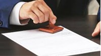Chứng thực và công chứng giống và khác nhau như thế nào?