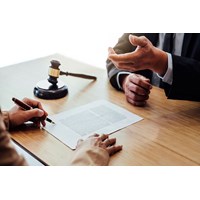 Thủ tục giải quyết tranh chấp thừa kế có yếu tố nước ngoài