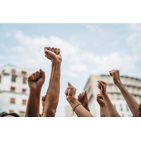 Nếu công nhân đình công hợp pháp, công ty có nghĩa vụ gì đối với họ trong quá trình đình công?