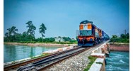 Tội điều động người không đủ điều kiện điều khiển các phương tiện giao thông đường sắt