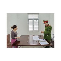 Nhân viên bán hàng lừa đảo khách và trách nhiệm của Công ty
