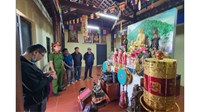 Lừa đảo, lợi dụng mê tín dị đoan chiếm đoạt tài sản