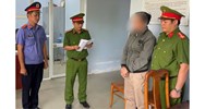 Thầy giáo giao cấu với học sinh nữ chưa đủ 18 tuổi bị xử lý thể nào?