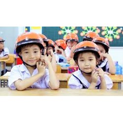 Quy định trẻ em đội mũ bảo hiểm năm 2025