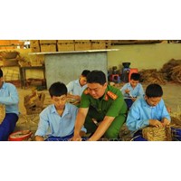 Chế độ thăm gặp thân nhân, gọi điện và gửi đồ với học sinh trường giáo dưỡng như thế nào?
