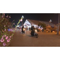 Đi chơi Giao thừa quá giờ: Người dưới 18 tuổi có bị Cảnh sát cơ động kiểm tra hành chính không?