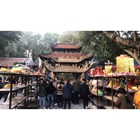 Văn khấn Đền Bà Chúa Kho chuẩn nhất cho dân kinh doanh, buôn bán năm Bính Ngọ