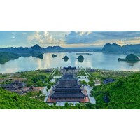 Cẩm nang du xuân Chùa Tam Chúc 1 ngày: Giá vé xe điện, thuyền trên hồ và lộ trình tham quan chi tiết