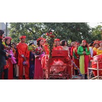 Tục "Chém lợn" (Ném Thượng): Quy định về loại bỏ các nghi lễ mang tính bạo lực, phản cảm