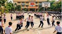 Đoạn văn nêu ý kiến tán thành việc phát triển hoạt động thể dục thể thao trong nhà trường