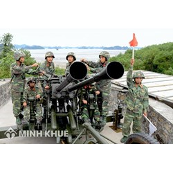 Cao huyết áp, bị cận thị, người lao động nuôi gia đình có phải đi nghĩa vụ quân sự không ?