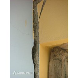 Có phải bồi thường cho nhà hàng xóm bị rạn nứt không?