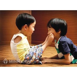 Phân biệt đối xử với người khuyết tật trong gia đình có phạm luật không ?
