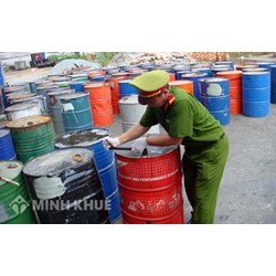 Cơ sở chuyên xử lý chất thải nguy hại có được thuê phương tiện để vận chuyển chất thải nguy hại hay không ?
