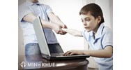 Phải làm gì khi cháu tôi nghiện game online và bố mẹ cháu đã ly hôn?