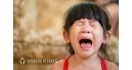 Cách giúp bố mẹ đối mặt với giai đoạn khủng hoảng tuổi lên 3 của con.