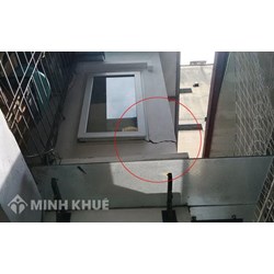 Xây nhà mới làm nứt nhà hàng xóm, nhưng nhà hàng xóm không cho kiểm định, tôi phải làm sao?