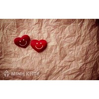 Làm gì khi bạn trai vẫn gần gũi với người yêu cũ?