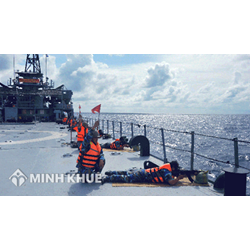 Có con nhỏ dưới 1 tháng tuổi có thuộc trường hợp phải tham gia nghĩa vụ quân sự bắt buộc hay không ?