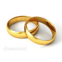 Bắt đặt cọc 5 triệu đồng khi đăng ký kết hôn có đúng với pháp luật không ?